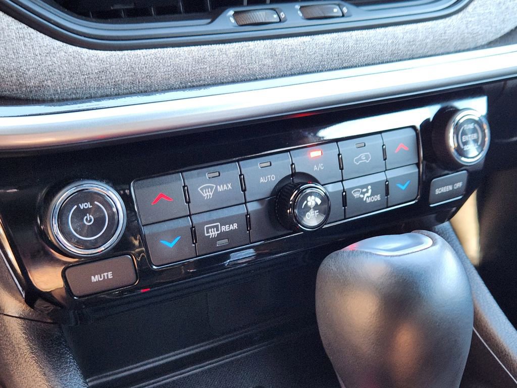 Used 2023 Jeep Compass Latitude w/ Convenience Group image 13