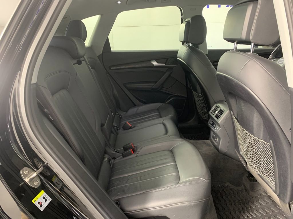 Used 2020 Audi Q5 e Premium Plus image 39