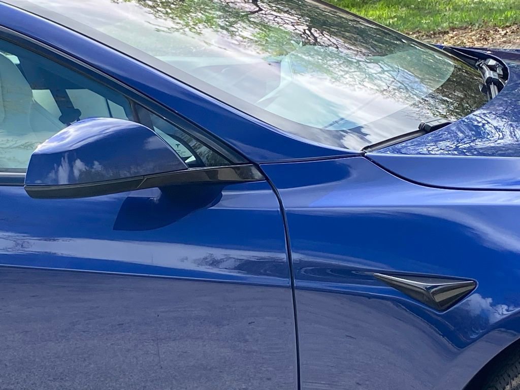 Used 2022 Tesla Model S image 12