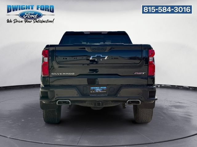 Used 2022 Chevrolet Silverado 1500 RST w/ Convenience Package II AWD/4WD image 4