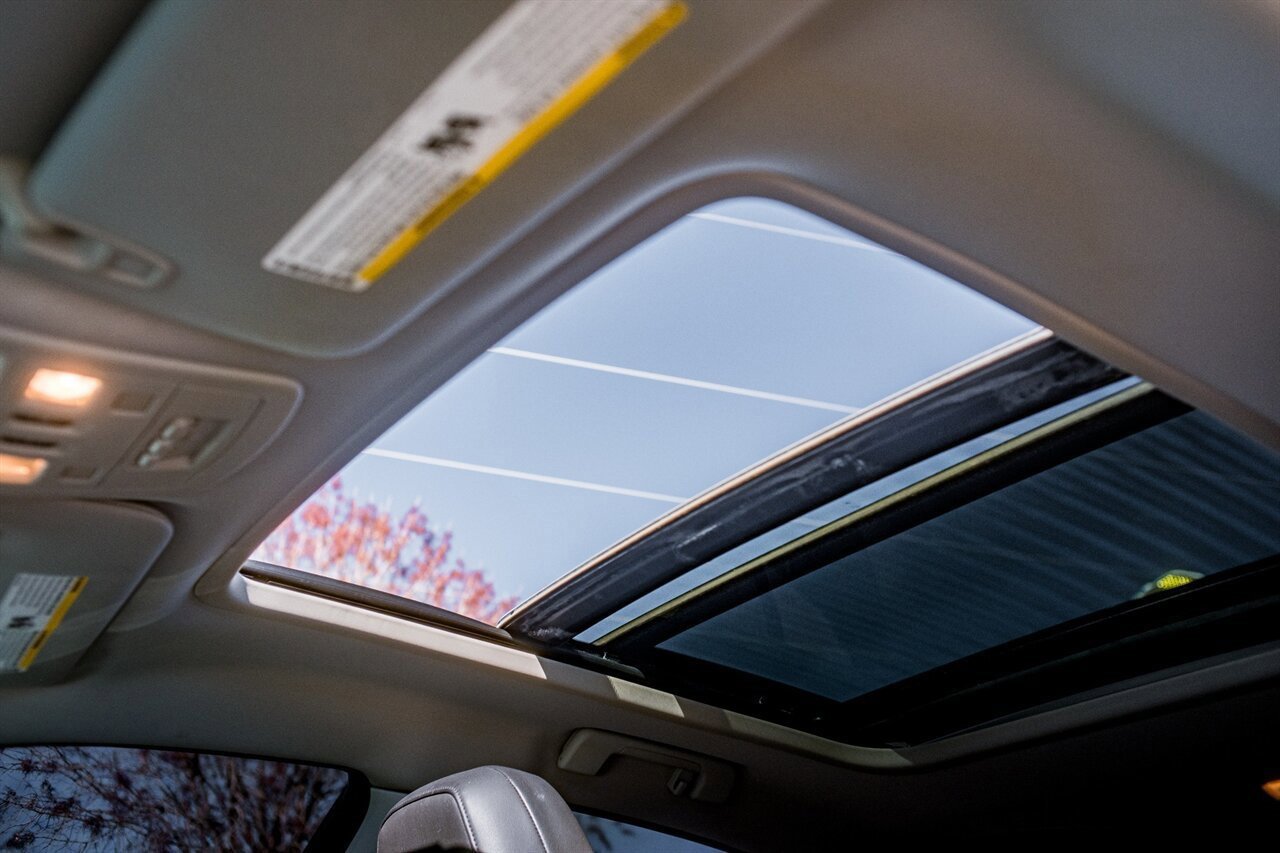 Used 2009 Cadillac CTS V image 33