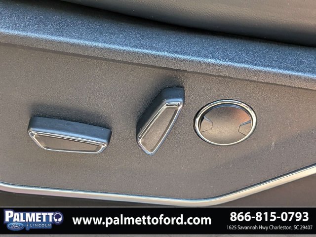 Used 2023 Ford F150 Raptor w/ Raptor 37 Performance Package AWD/4WD image 20