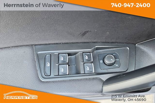 Used 2019 Volkswagen Tiguan SEL Premium R-Line image 15