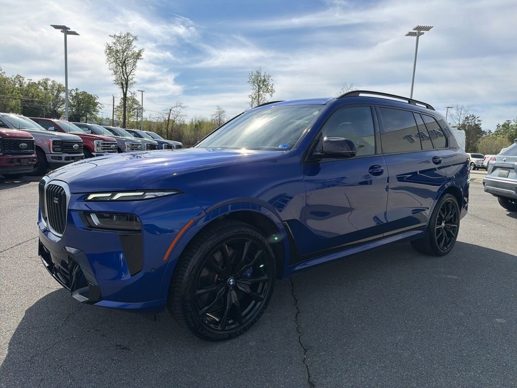 Used 2025 BMW X7 M60i w/ Executive Package AWD/4WD image 8