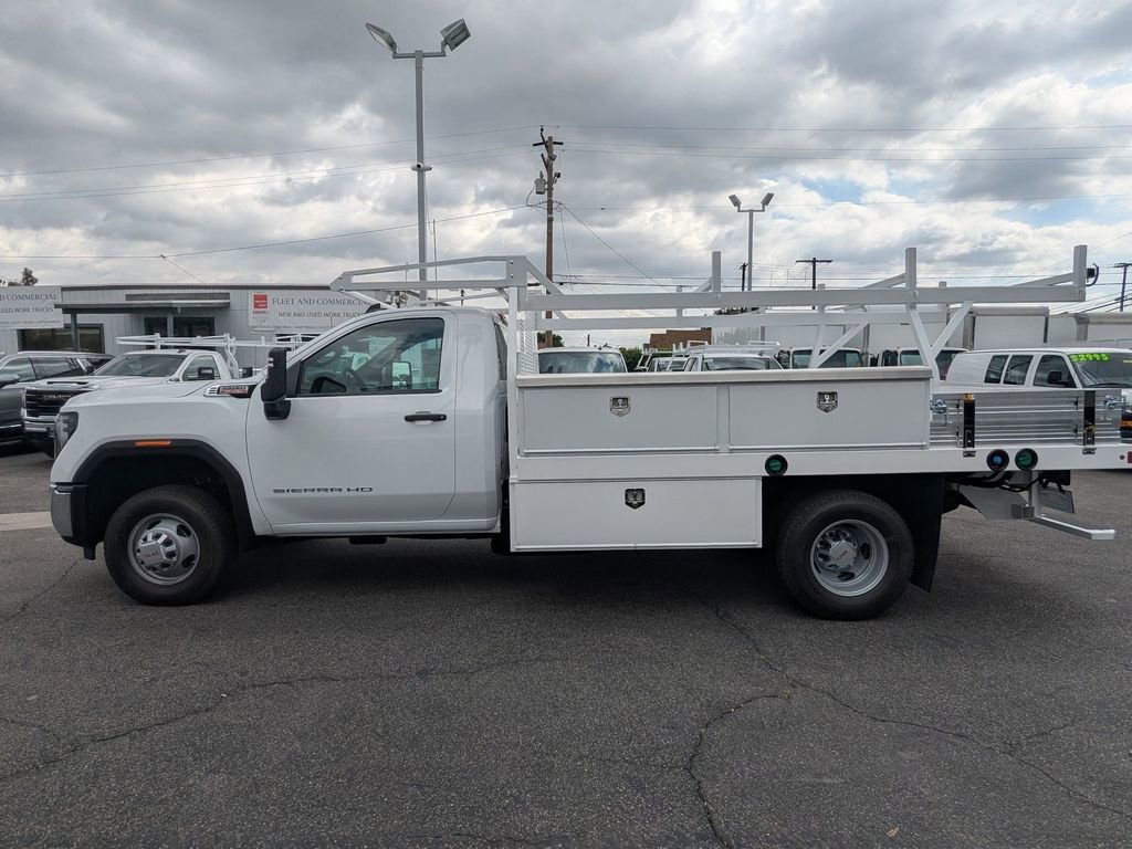 New 2026 GMC Sierra 3500 Pro w/ Convenience Package RWD image 9