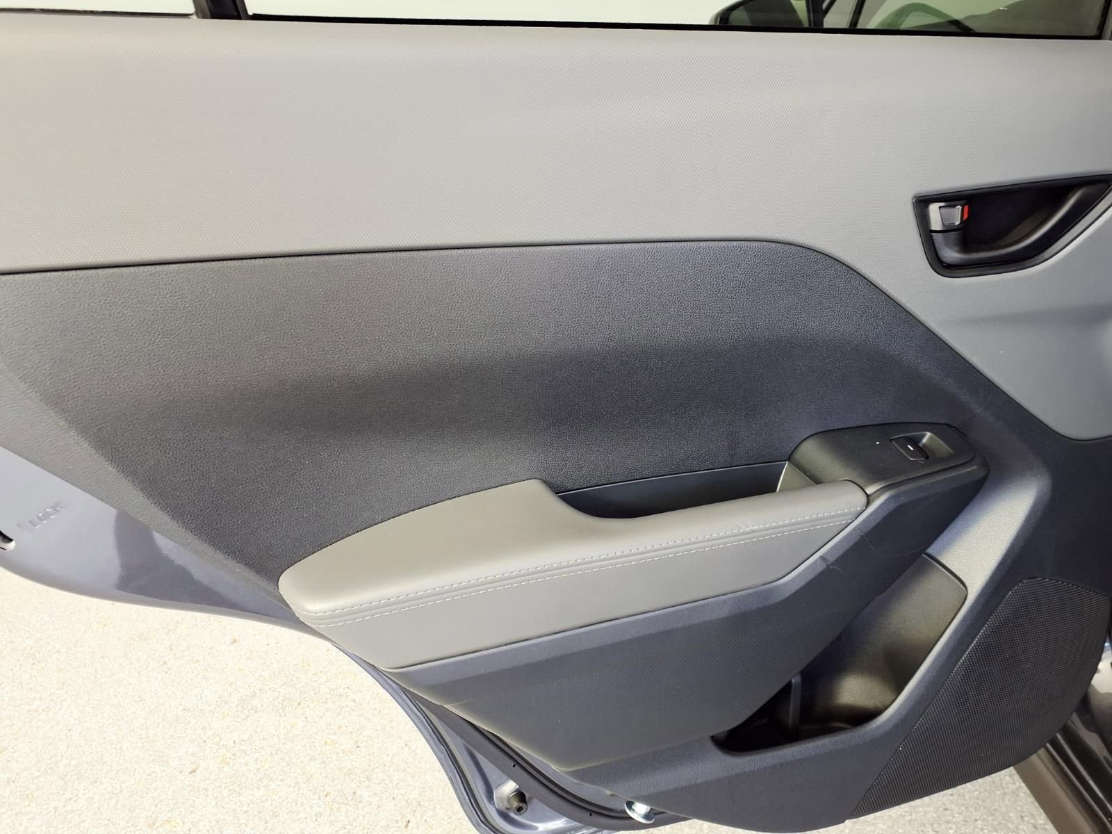 Certified 2025 Subaru Crosstrek 2.0i Premium image 24