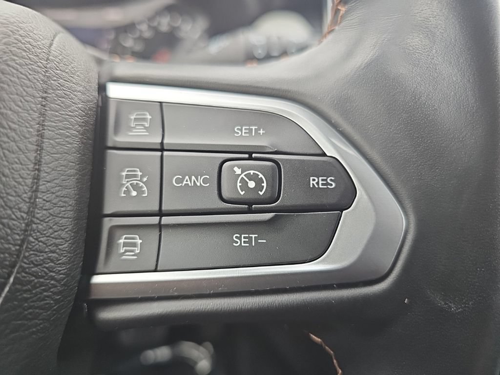 Certified 2022 Jeep Compass Limited AWD/4WD image 32