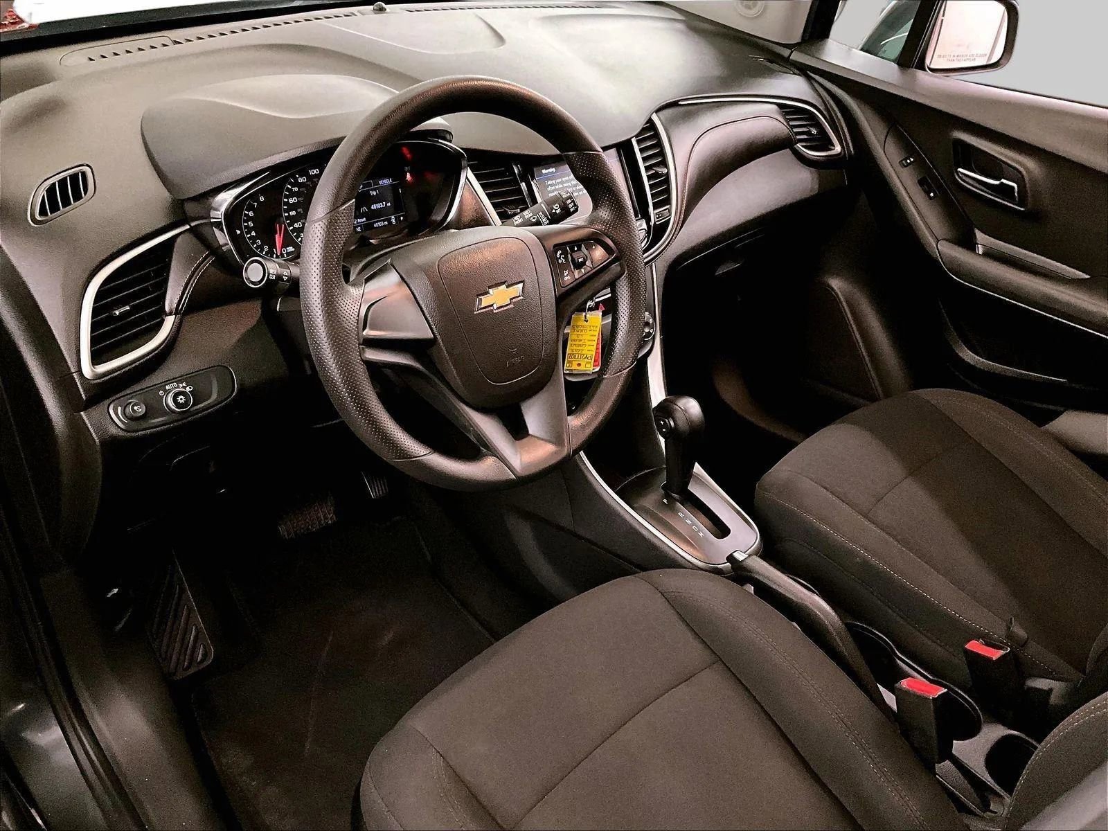 Used 2019 Chevrolet Trax LS image 12