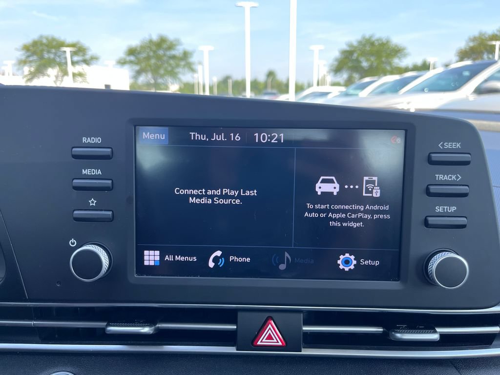 Used 2021 Hyundai Elantra SEL FWD image 14