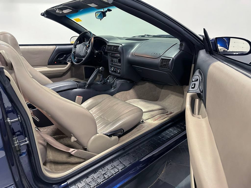 Used 2002 Chevrolet Camaro Z28 w/ SS Performance/Appearance Pkg RWD image 68