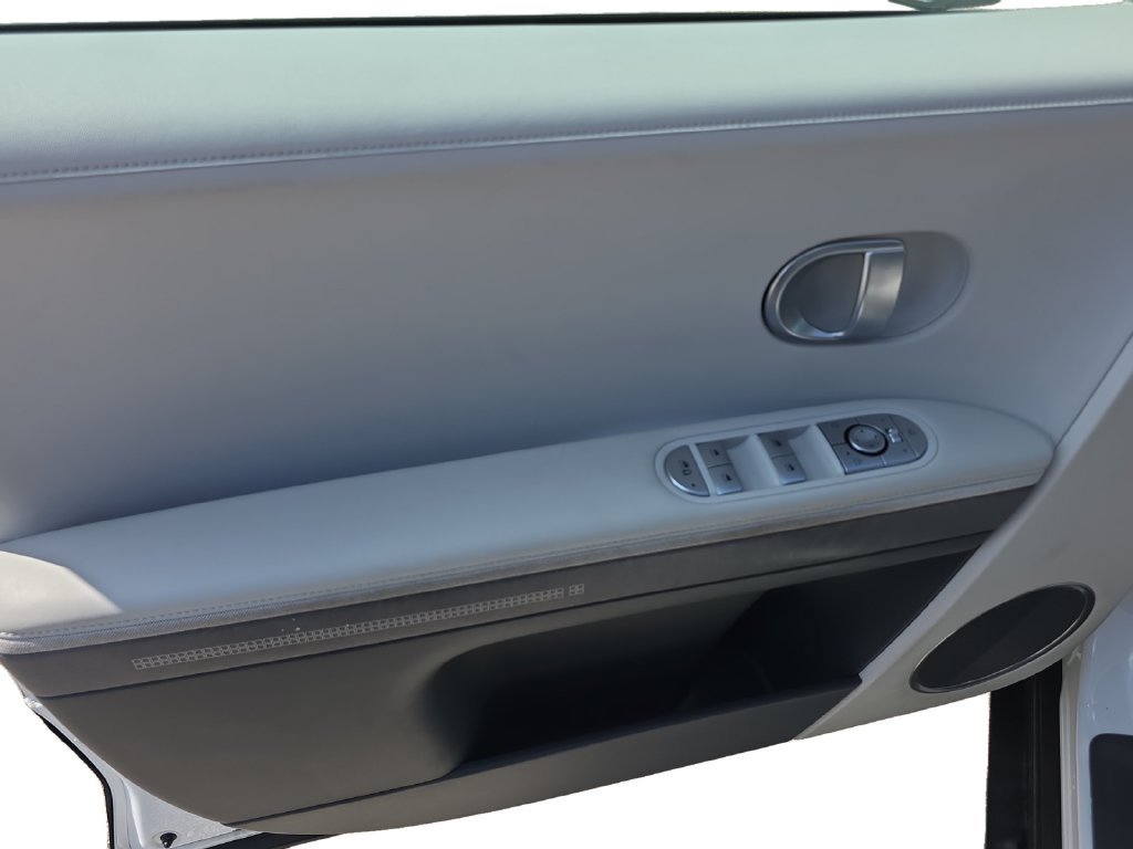Used 2023 Hyundai Ioniq 5 SEL RWD image 13