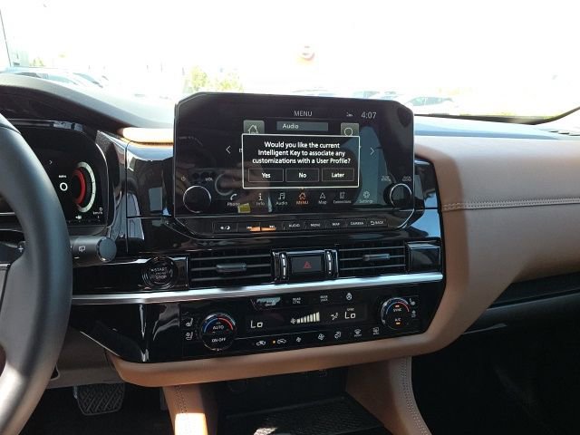 Used 2025 Nissan Pathfinder Platinum w/ Cargo Package image 18