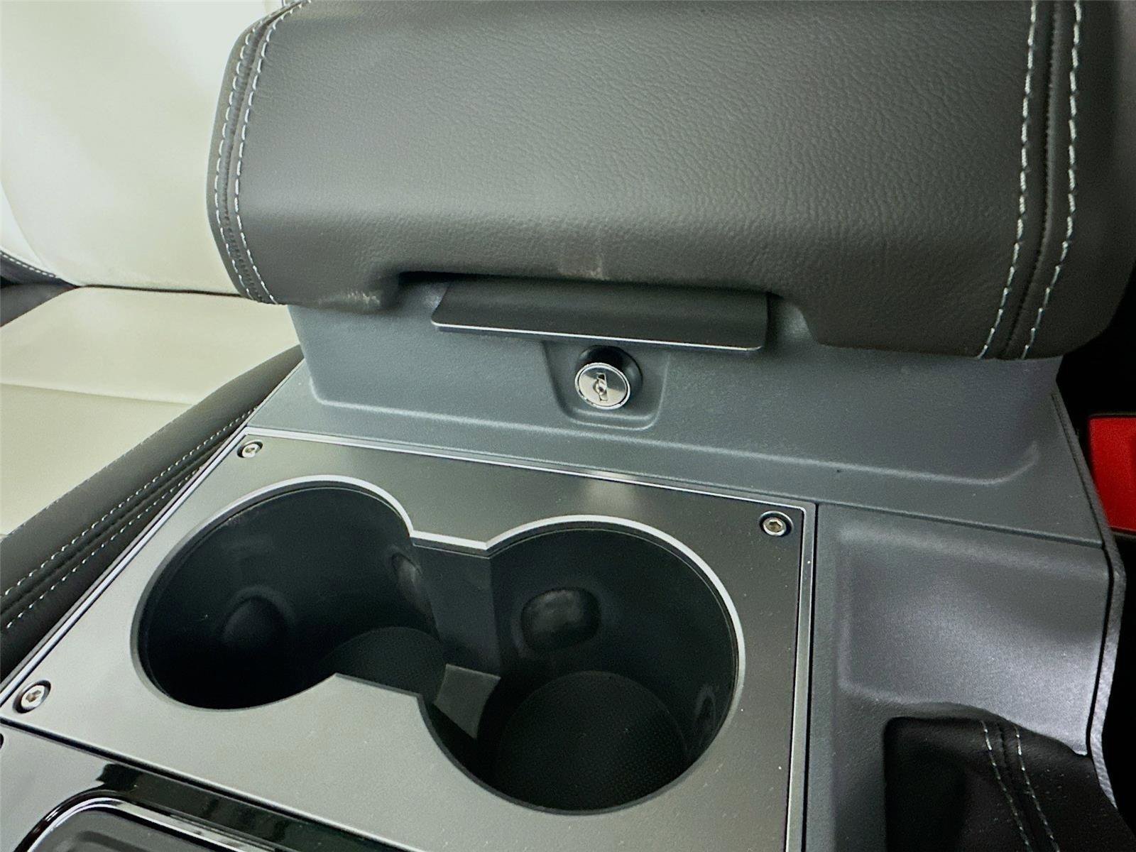 New 2025 INEOS Grenadier Fieldmaster Edition image 29