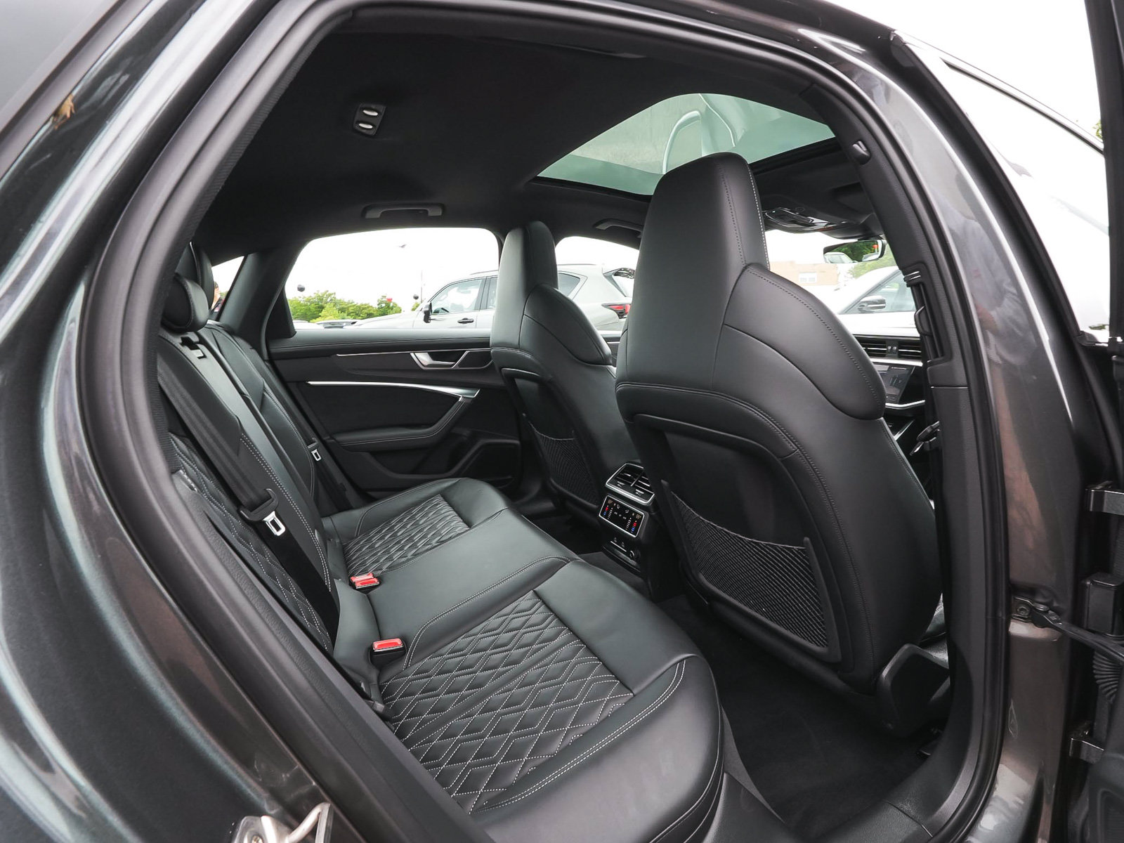 Used 2022 Audi S6 Premium Plus AWD/4WD image 41