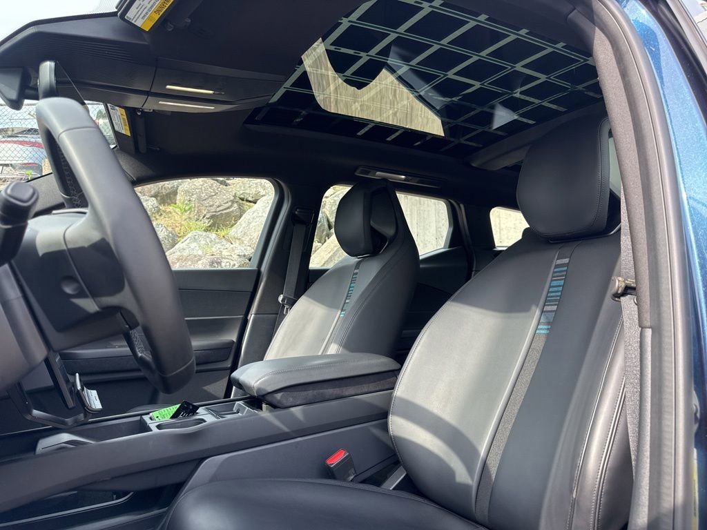 Used 2023 Fisker Ocean Extreme AWD/4WD image 16