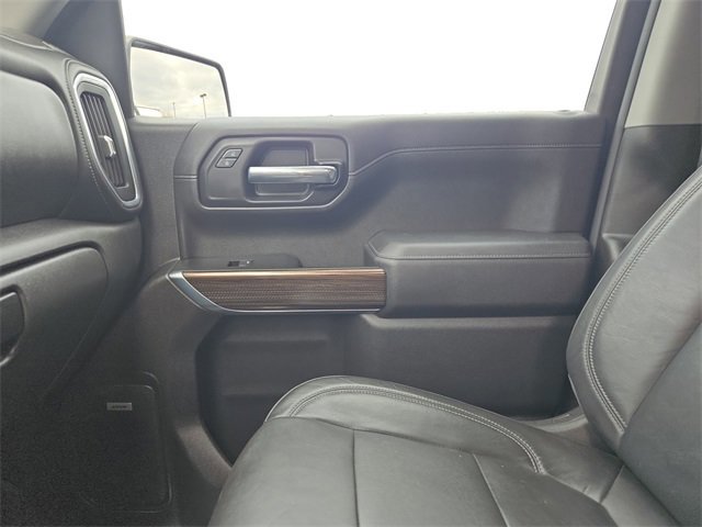 Used 2020 Chevrolet Silverado 1500 RST w/ All-Star Edition image 11