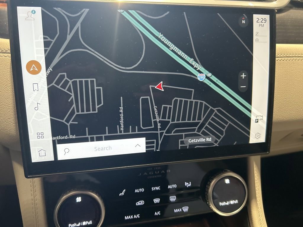 Used 2024 Jaguar F-PACE R-Dynamic S image 10