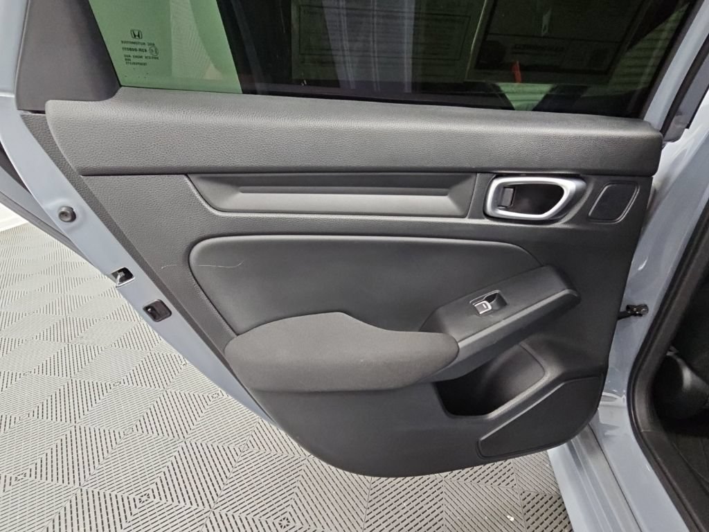 Used 2024 Honda Civic Sport image 28