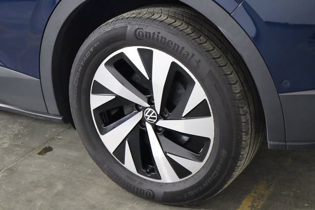 Used 2023 Volkswagen ID.4 Pro AWD/4WD image 36