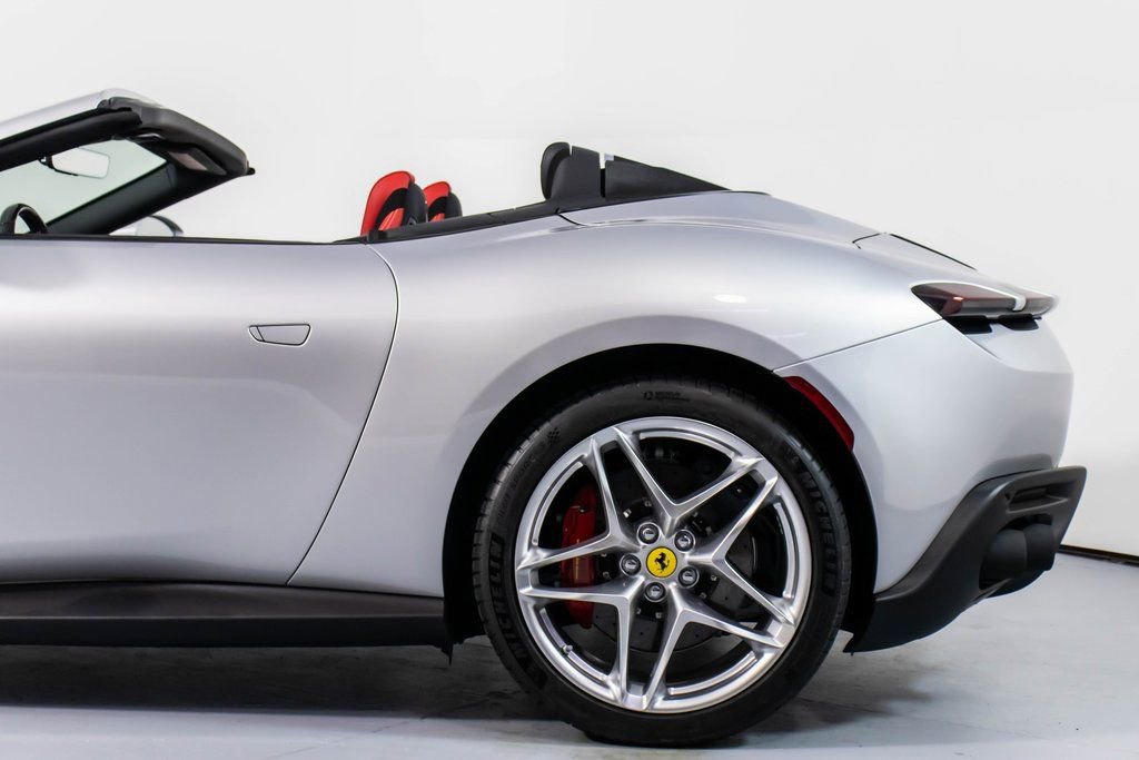 Certified 2025 Ferrari Roma Spider image 27