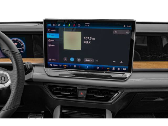 Used 2025 Volkswagen Tiguan SEL R-Line AWD/4WD image 9