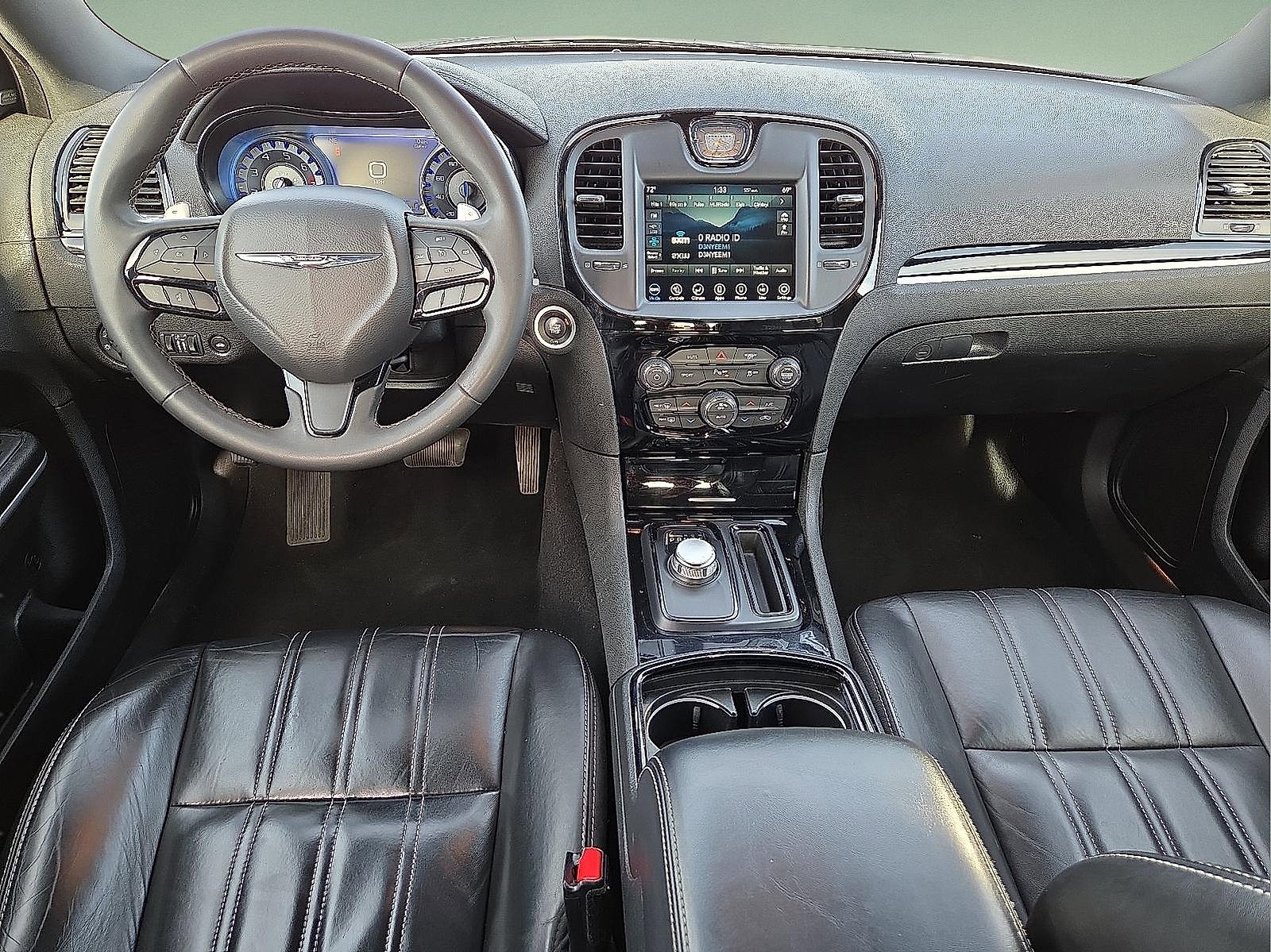 Used 2023 Chrysler 300 S image 11