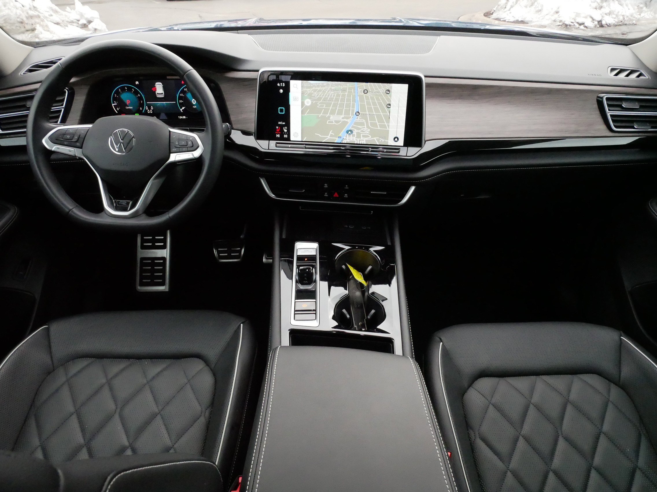 Certified 2025 Volkswagen Atlas SEL Premium R-Line AWD/4WD image 10