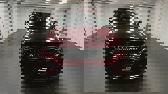 Used 2023 Jeep Grand Cherokee Laredo image 43