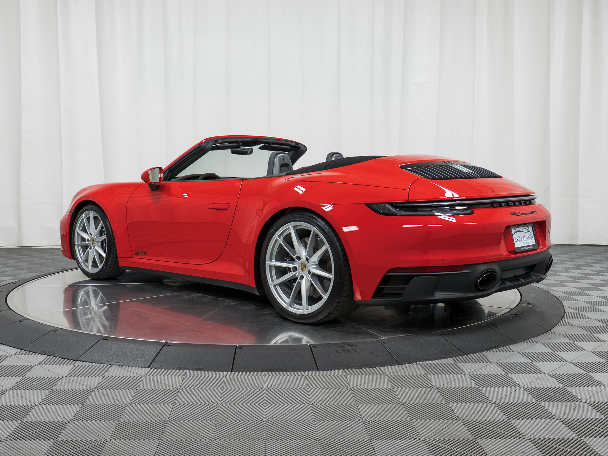 Certified 2024 Porsche 911 Carrera GTS image 3
