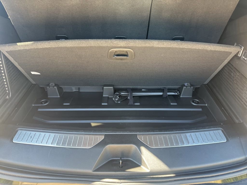 Used 2025 GMC Yukon Denali w/ Denali Reserve Package image 51