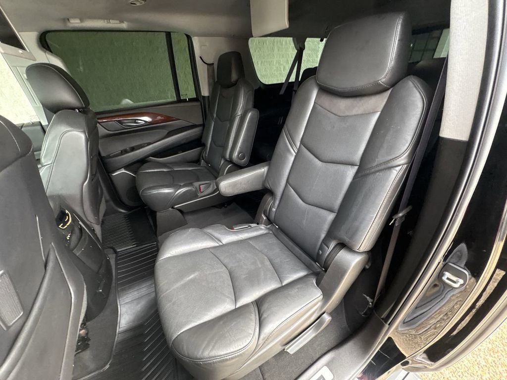 Used 2016 Cadillac Escalade ESV Premium AWD/4WD image 26