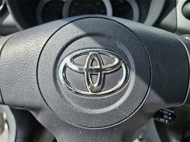 Used 2012 Toyota RAV4 FWD image 23