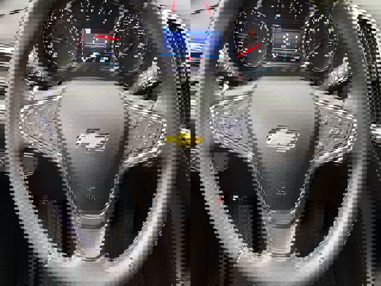 Used 2019 Chevrolet Equinox LT image 18