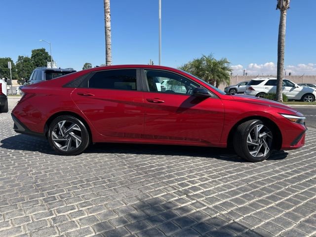Certified 2025 Hyundai Elantra Sport image 6