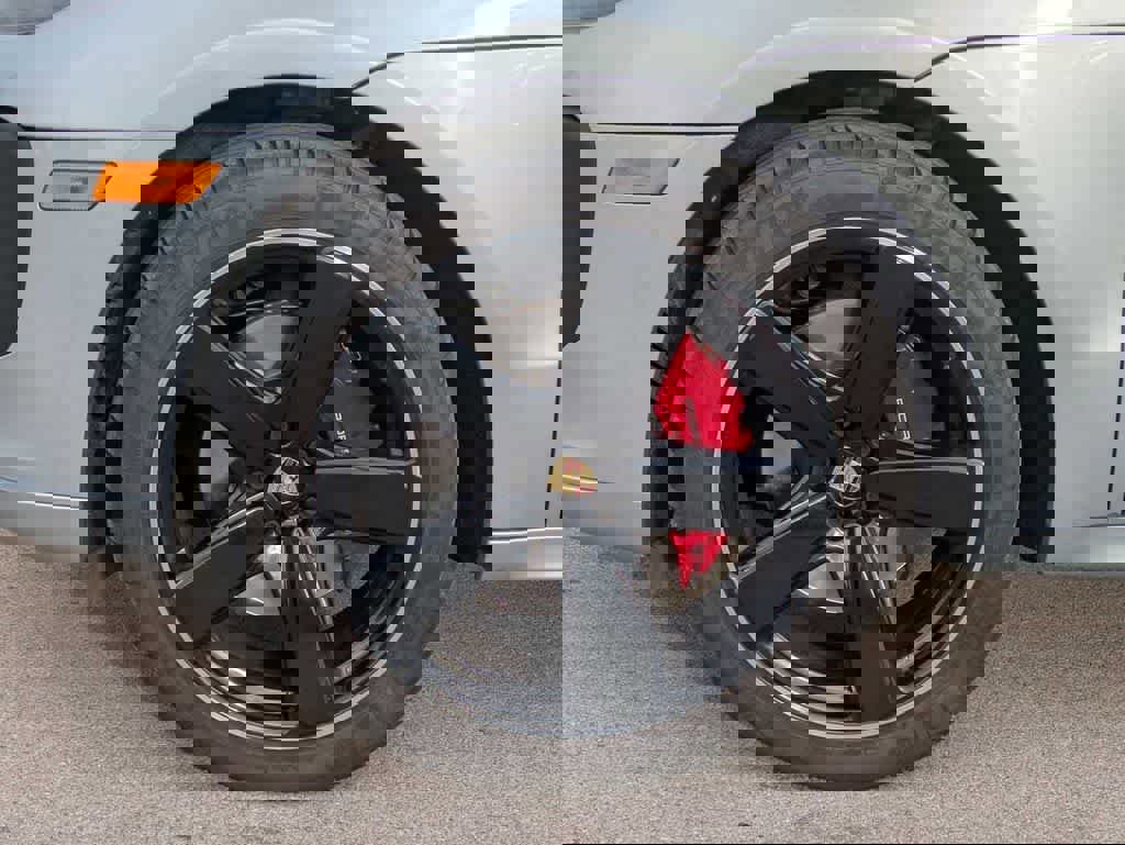 Used 2021 Porsche Macan GTS AWD/4WD image 13