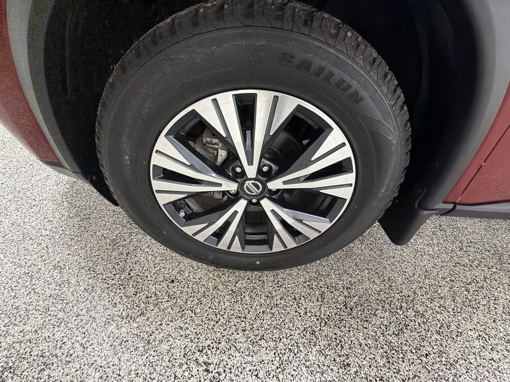 Used 2021 Nissan Rogue SV AWD/4WD image 17