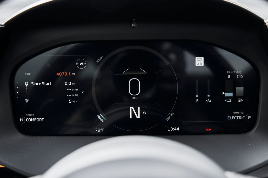 Used 2024 McLaren Artura image 53