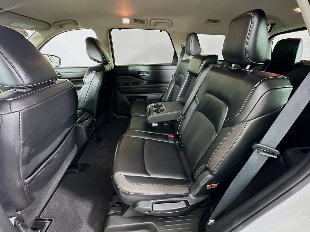 Certified 2024 Nissan Pathfinder SL AWD/4WD image 33