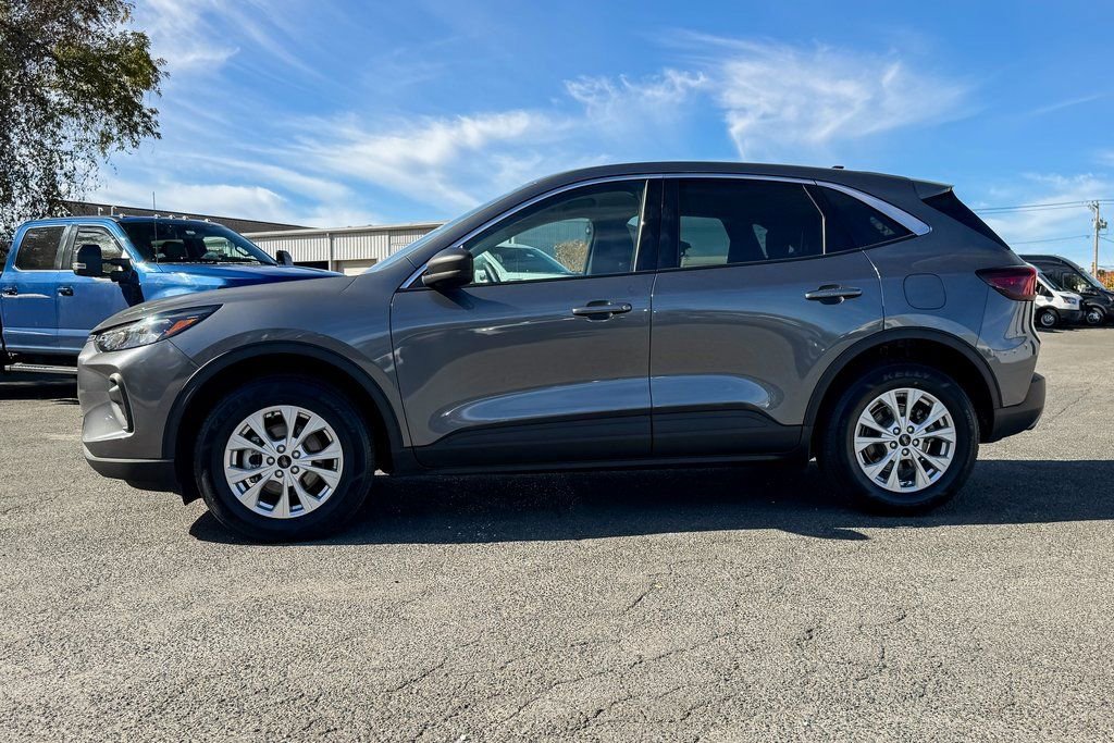 Certified 2024 Ford Escape Active image 6