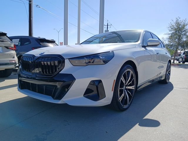 New 2026 BMW 530i w/ M Sport Package RWD image 3