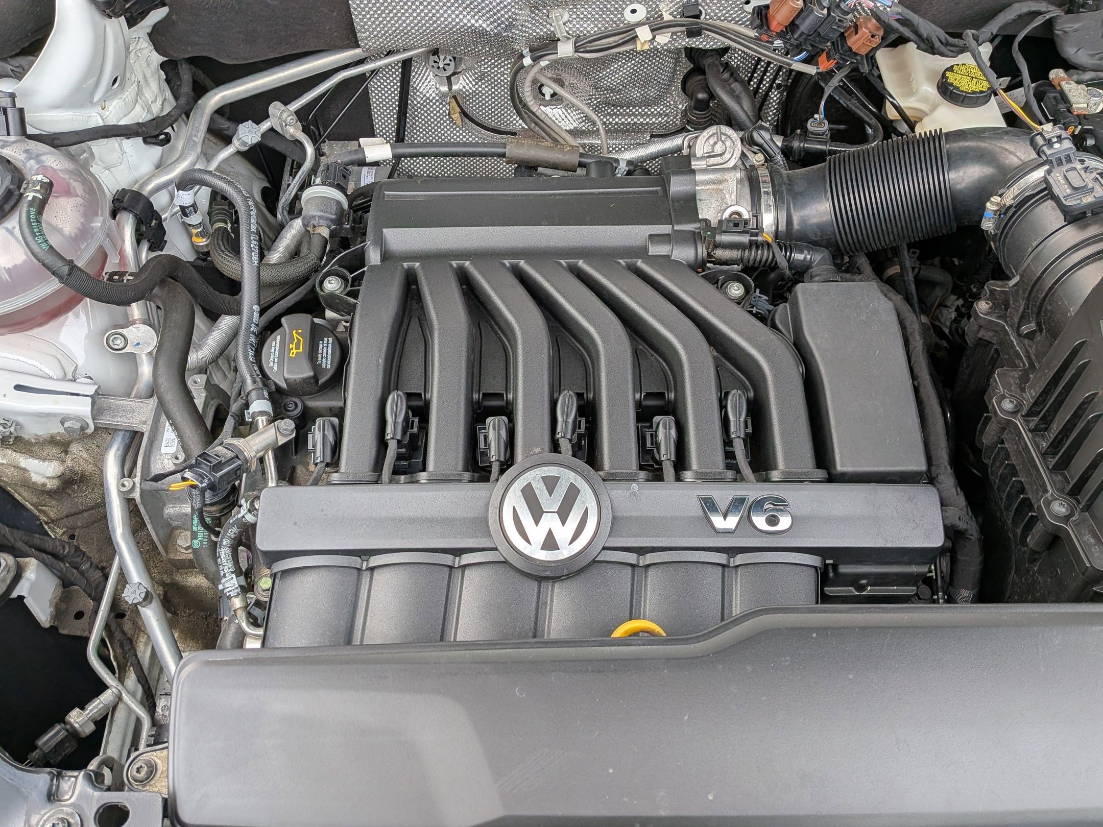 Used 2022 Volkswagen Atlas SEL Premium image 37