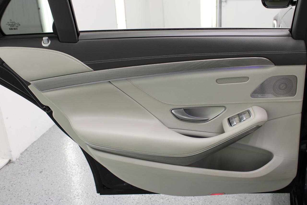 Used 2015 Mercedes-Benz S 550 Sedan image 42