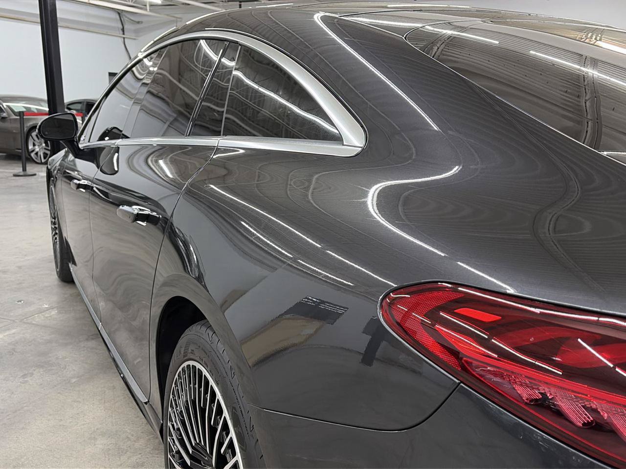 Used 2023 Mercedes-Benz EQS 580 4MATIC Sedan image 11