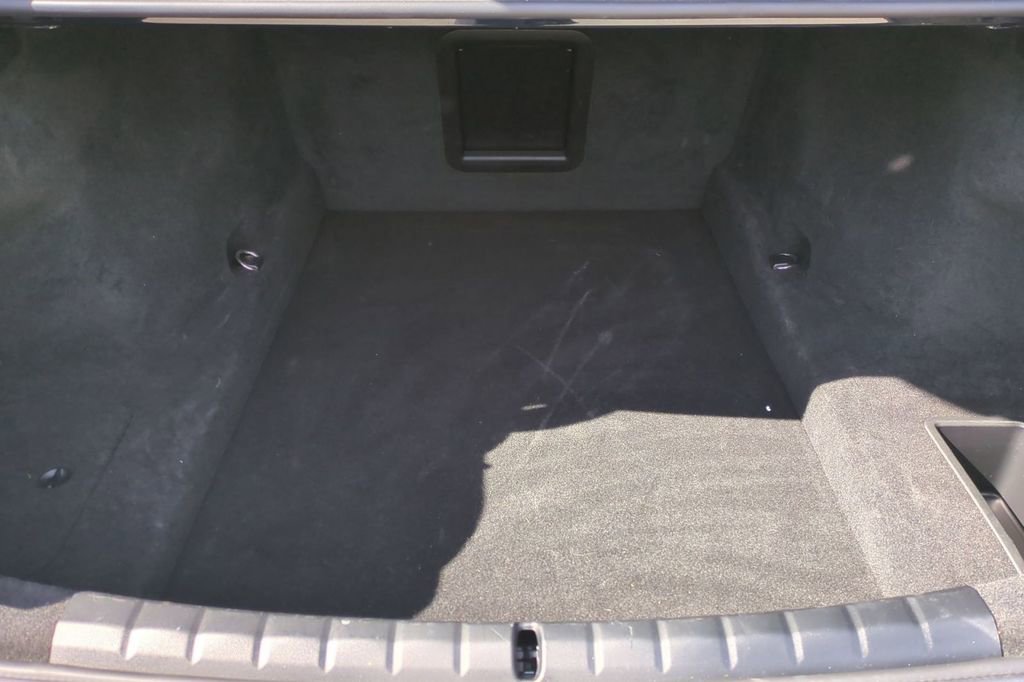 Used 2023 BMW 740i w/ Parking Assistance Package image 18