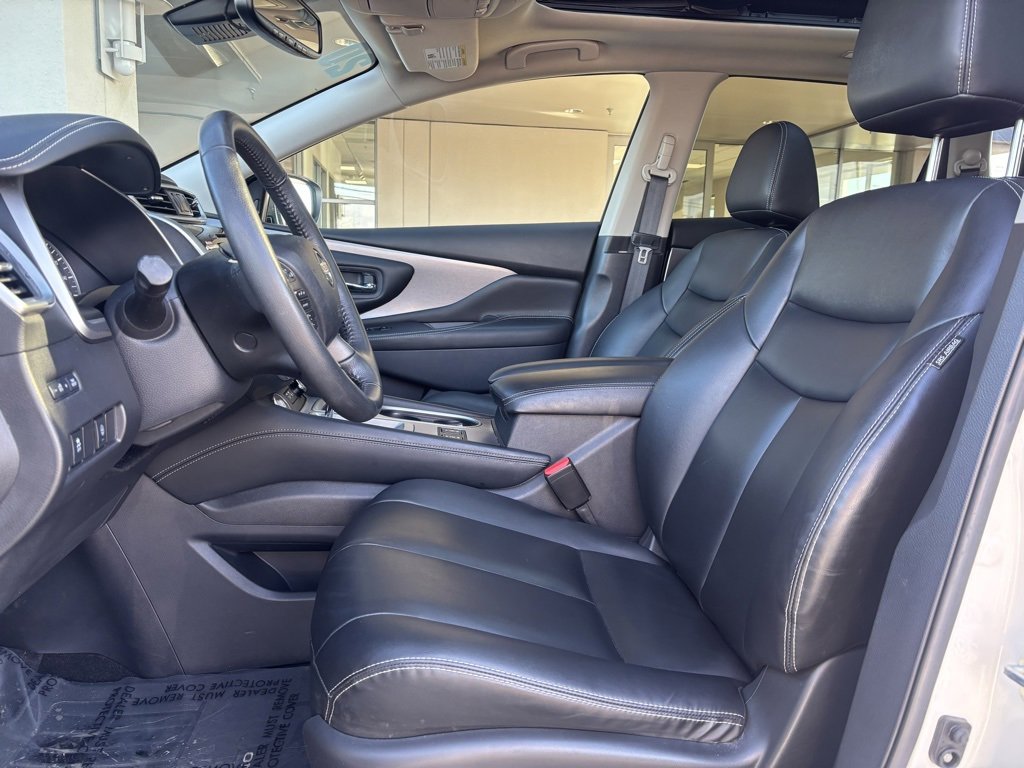 Used 2020 Nissan Murano SV w/ Premium Package image 15