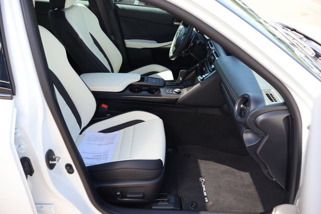 Used 2025 Lexus IS 350 F Sport RWD image 23