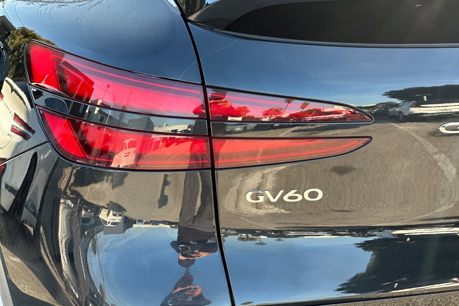 Used 2023 Genesis GV60 Advanced image 29