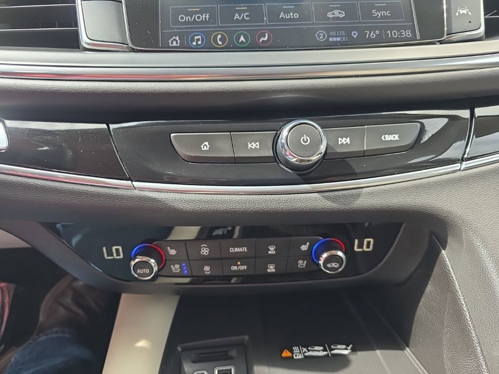 Used 2023 Buick Enclave Avenir FWD image 21