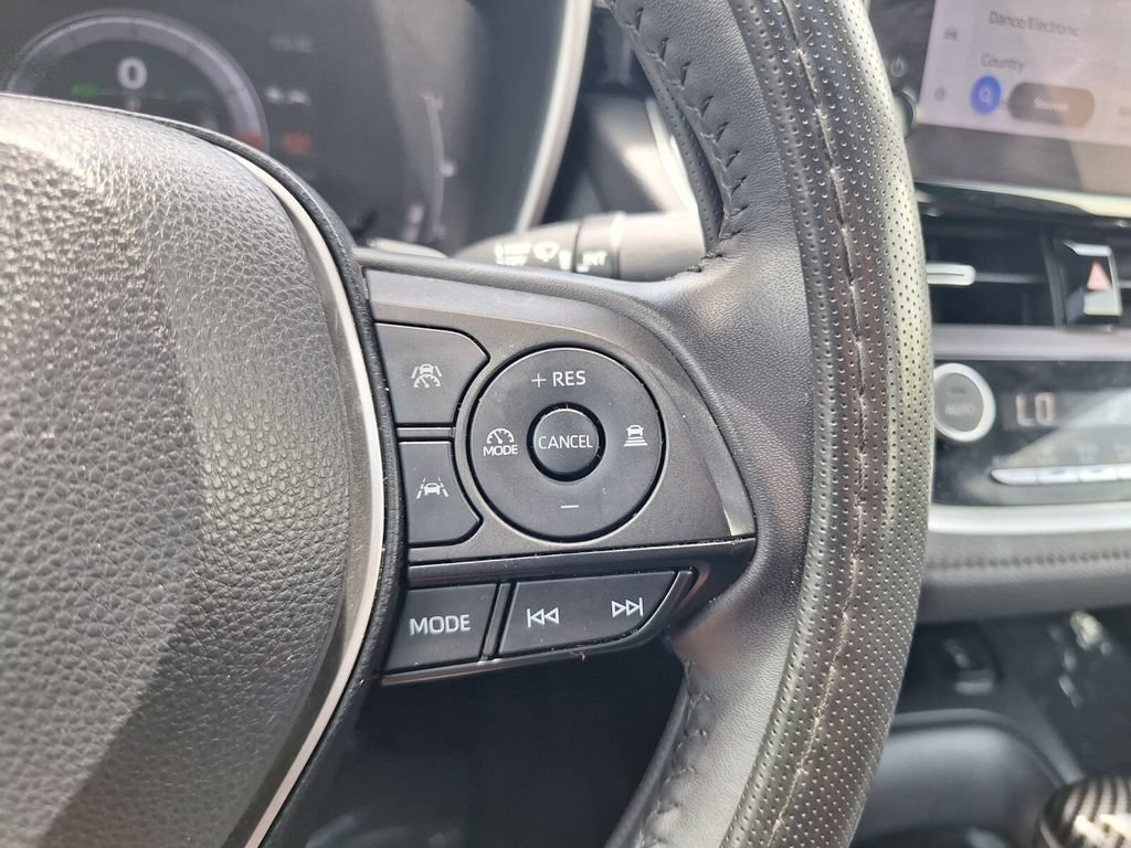 Used 2023 Toyota Corolla XSE FWD image 15