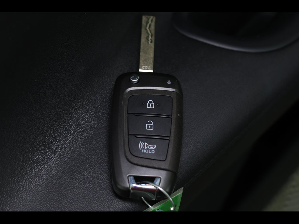 Used 2023 Hyundai Santa Fe SE w/ Cargo Package AWD/4WD image 25